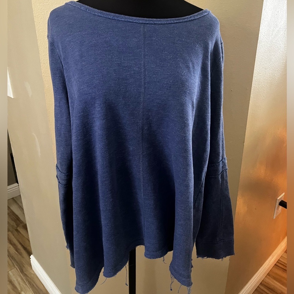 Free People Blue Oversized Distressed Babydoll Top size Small fits upto Large